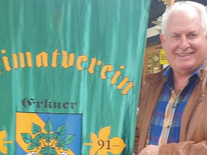 Hans Peter Hendriks liest aus Uli Leuschners Erinnerungen